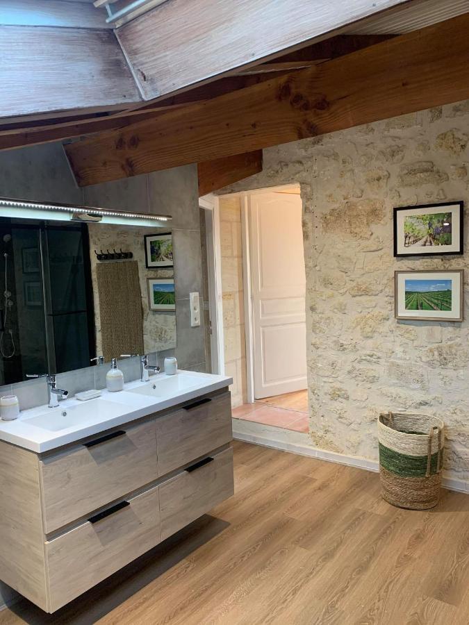 Chambre Vigne, Piscine Spa Fitness Lugon et l’Ile du Carney Exterior foto