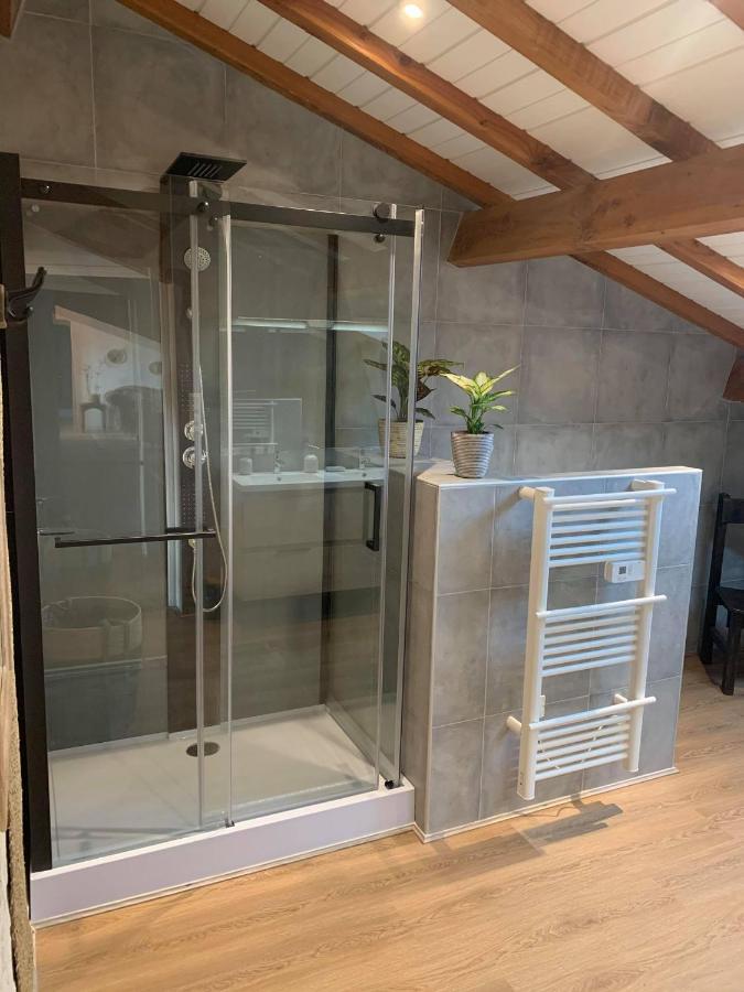 Chambre Vigne, Piscine Spa Fitness Lugon et l’Ile du Carney Exterior foto