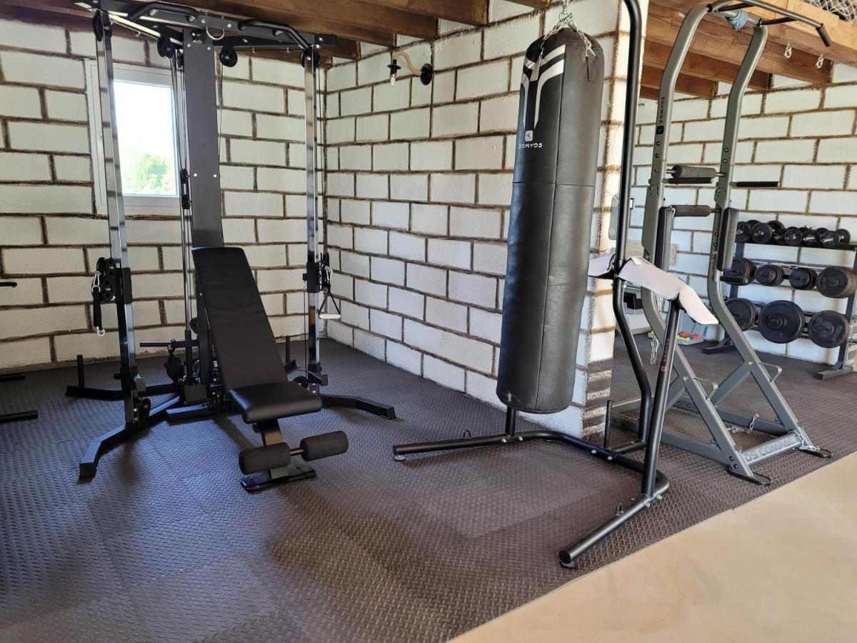 Chambre Vigne, Piscine Spa Fitness Lugon et l’Ile du Carney Exterior foto